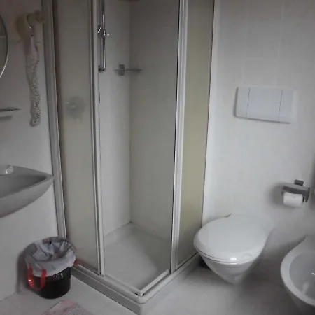 Menardi Sisto 3*